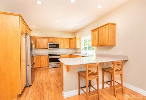 Kitchen - 400 Blakely Blvd, Sequim, WA 98382 photo 1 of 4