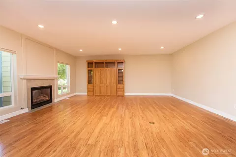 Living - 400 Blakely Blvd, Sequim, WA 98382 photo 5 of 7