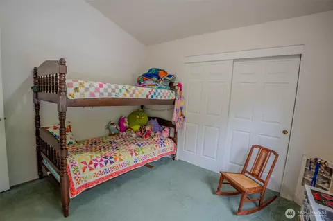 Bedroom - 561 Cedar Hill Rd, Eastsound, WA 98245 photo 4 of 6