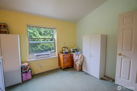 Bedroom - 561 Cedar Hill Rd, Eastsound, WA 98245 photo 2 of 6