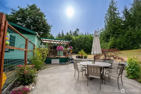 Exterior - 561 Cedar Hill Rd, Eastsound, WA 98245 photo 5 of 5