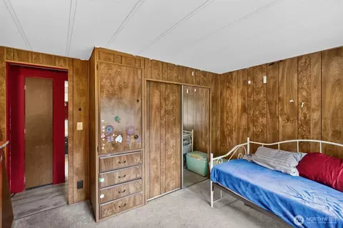 Bedroom - 31 Meadow Dr, Sequim, WA 98382 photo 3 of 4