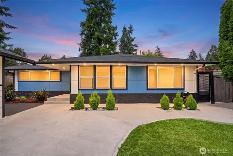 19912 Dayton Ave N, Shoreline, WA 98133