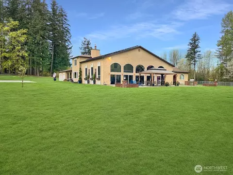 21829 210th Ave SE, Maple Valley, WA 98038
