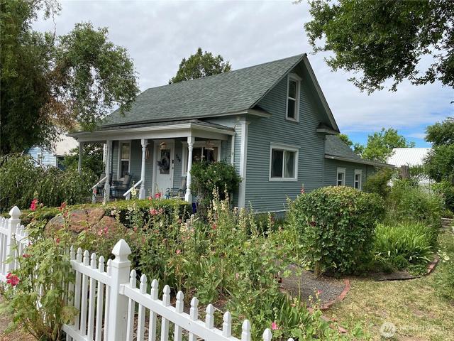 514 S Division St, Odessa, WA 99159