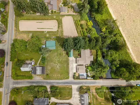 6717 56th St E, Puyallup, WA 98371
