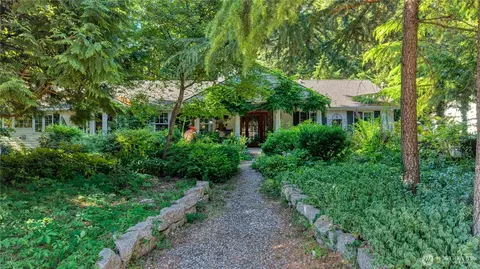 1664 Seymour Pl, Point Roberts, WA 98281