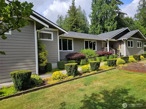 10803 62nd Ave E, Puyallup, WA 98373