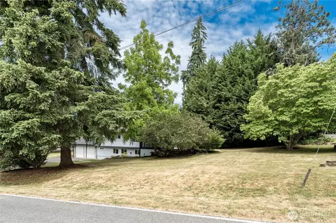 Exterior - 607 244th St SW, Bothell, WA 98021 photo 7 of 9