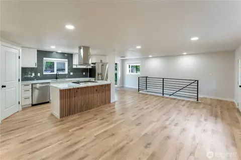 Living - 607 244th St SW, Bothell, WA 98021 photo 1 of 3