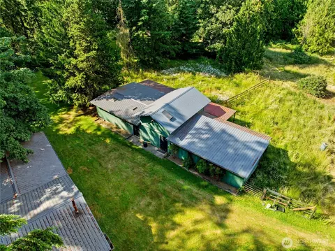 Exterior - 18108 SE 440th St, Enumclaw, WA 98022 photo 2 of 12