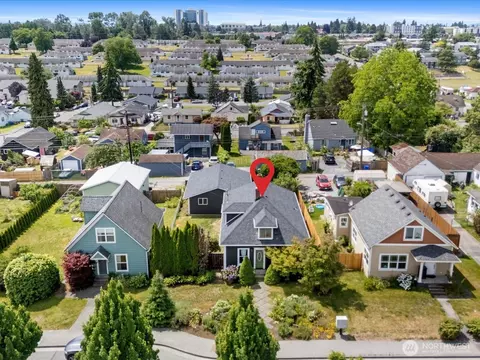 View/Area - 1218 E Marine View Dr, Everett, WA 98201 photo 2 of 2