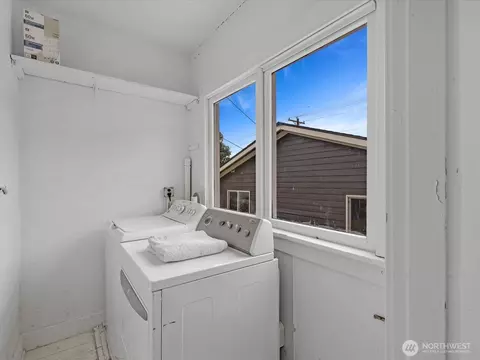 Other - 1218 E Marine View Dr, Everett, WA 98201 photo 4 of 10