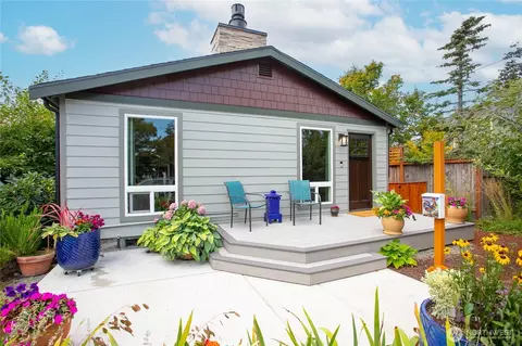 2505 Cherry St, Bellingham, WA 98225