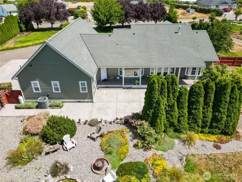 Exterior - 91 Stone Farm Rd, Sequim, WA 98382 photo 6 of 11