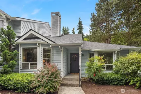 14301 SE 42nd Ln, Bellevue, WA 98006