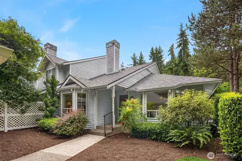 14301 SE 42nd Ln, Bellevue, WA 98006
