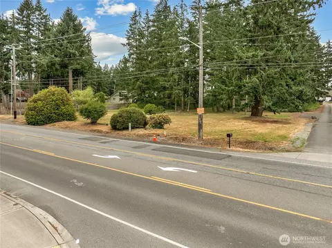 4705 208th St E, Spanaway, WA 98387 photo 2