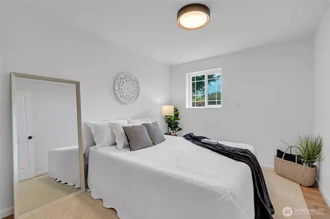 Bedroom - 11 Les Saints Rd, Sequim, WA 98382 photo 6 of 6