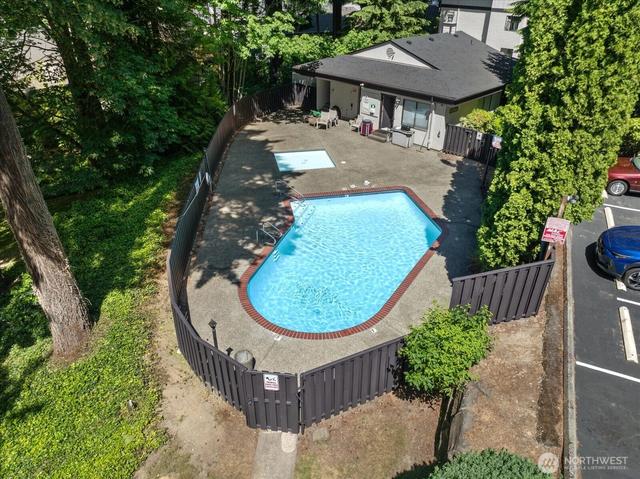 11615 127th Ln NE #A1, Kirkland, WA 98034
