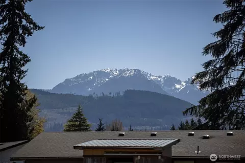40 30 Marsden Rd, Port Angeles, WA 98362