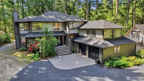 22429 SE 329th St, Black Diamond, WA 98010