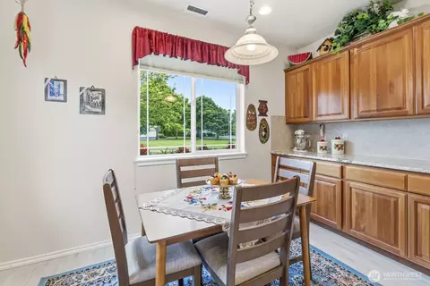 4345 Sinclair Loop NE, Lacey, WA 98516 photo 7