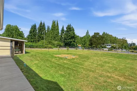 Exterior - 31 Community Ln, Sequim, WA 98382 photo 5 of 8