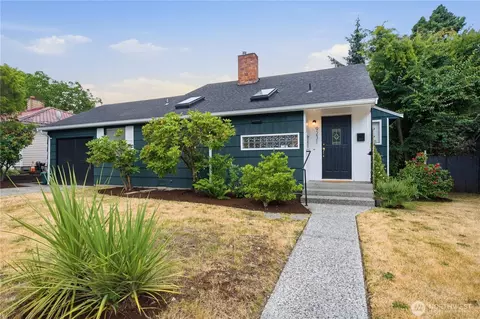 9231 26th Ave SW, Seattle, WA 98106