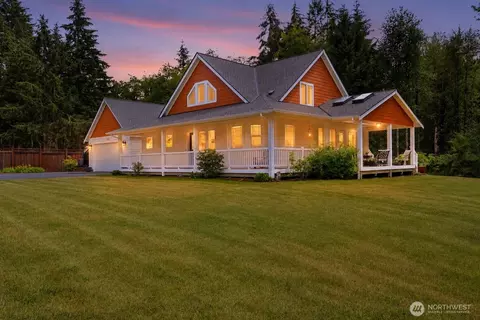 7730 Johnson Point Rd SE, Olympia, WA 98516
