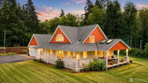 7730 Johnson Point Rd SE, Olympia, WA 98516