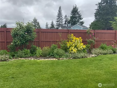 Exterior - 1204 199th St E, Spanaway, WA 98387 photo 5 of 9