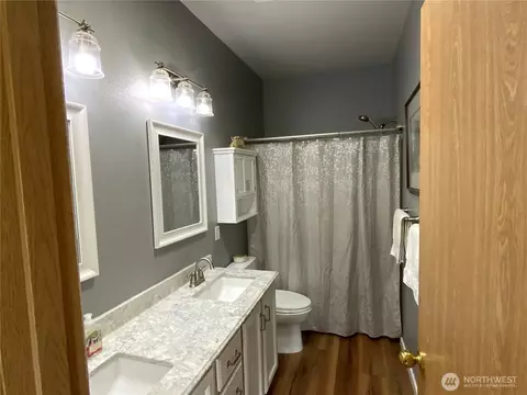 Bath - 1204 199th St E, Spanaway, WA 98387 photo 2 of 2