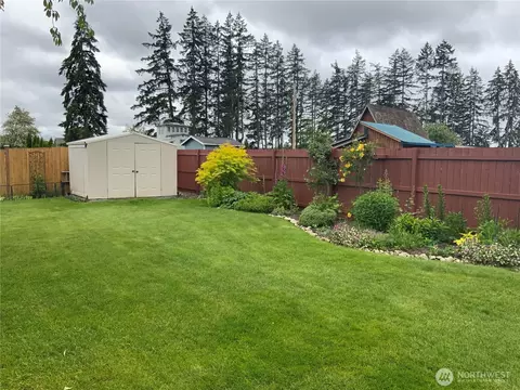 Exterior - 1204 199th St E, Spanaway, WA 98387 photo 6 of 9