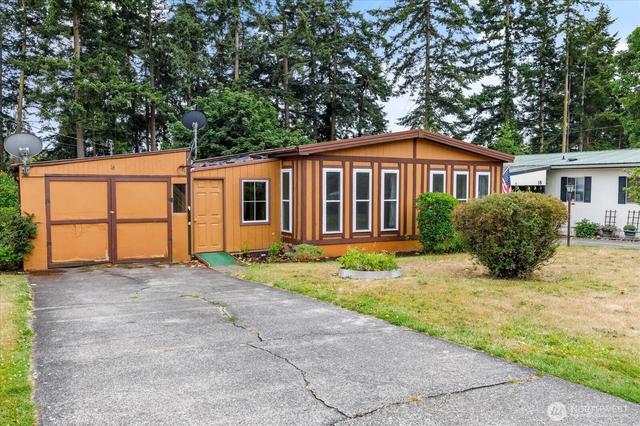 1361 NE Goldie St #16, Oak Harbor, WA 98277