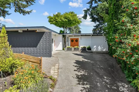 6807 44th Street Ct W, University Place, WA 98466
