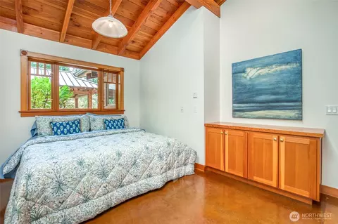 Bedroom - 85 Moki Rd, Orcas Island, WA 98280 photo 5 of 5