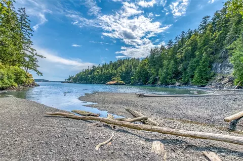 View/Area - 85 Moki Rd, Orcas Island, WA 98280 photo 2 of 3