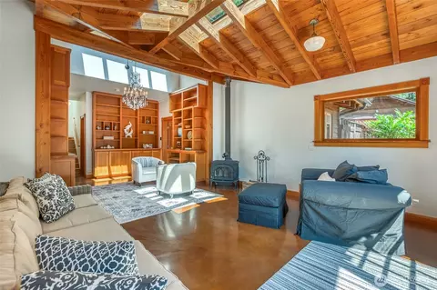 Living - 85 Moki Rd, Orcas Island, WA 98280 photo 1 of 4
