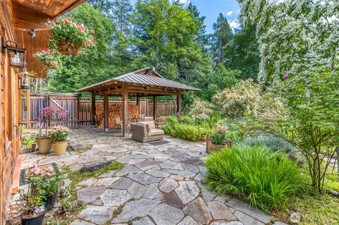 Exterior - 85 Moki Rd, Orcas Island, WA 98280 photo 9 of 12