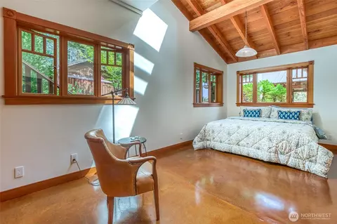Bedroom - 85 Moki Rd, Orcas Island, WA 98280 photo 3 of 5