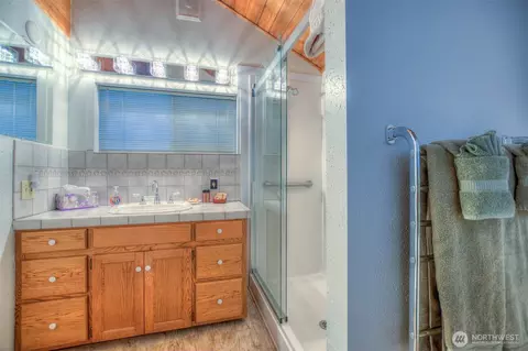 Bath - 8278 Orcas Rd, Orcas Island, WA 98280 photo 1 of 1