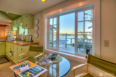 Dining - 8278 Orcas Rd, Orcas Island, WA 98280 photo 2 of 3