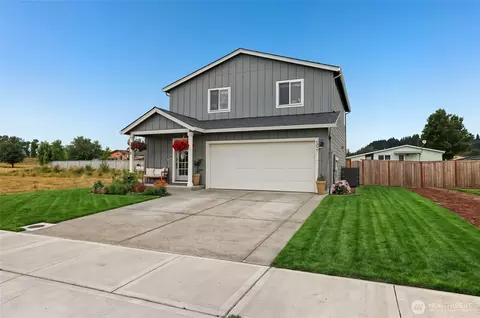 2027 Henderson Way, Longview, WA 98632