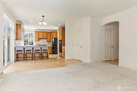 Living - 14519 144th Ave E, Orting, WA 98360 photo 4 of 4