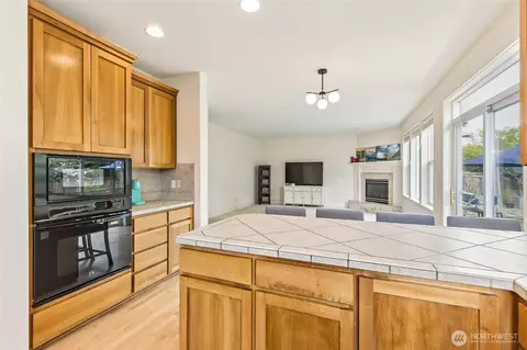 Kitchen - 14519 144th Ave E, Orting, WA 98360 photo 4 of 4