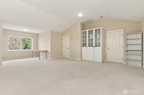 Bedroom - 14519 144th Ave E, Orting, WA 98360 photo 4 of 4