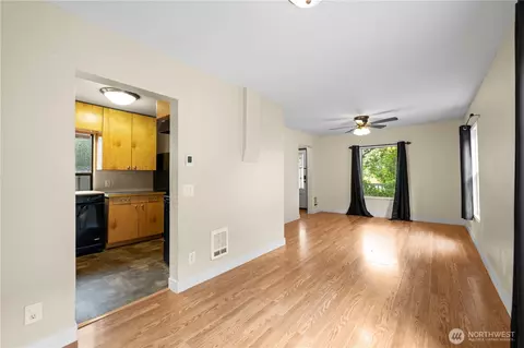 2410 State St, Everett, WA 98201 photo 9