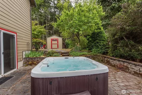 Exterior - 20 Doe Run Rd, Sequim, WA 98382 photo 18 of 20
