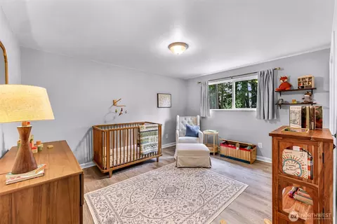 Bedroom - 19115 104th Ave NE, Bothell, WA 98011 photo 3 of 4